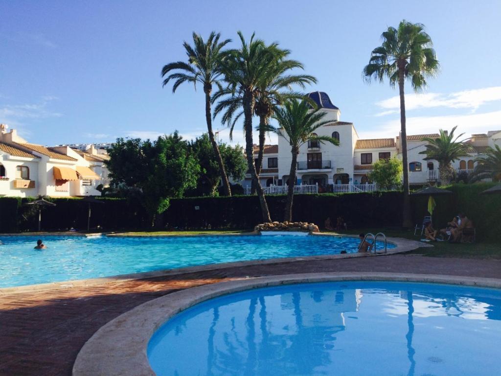 Bonita Casa En Urbanizacion Privada Muy Cerca Del Mar Y De Alicante Gran Alacant Esterno foto