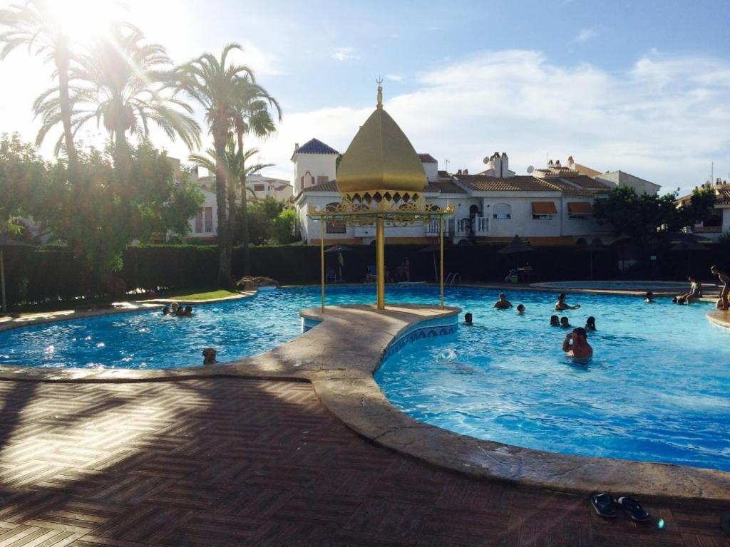 Bonita Casa En Urbanizacion Privada Muy Cerca Del Mar Y De Alicante Gran Alacant Esterno foto